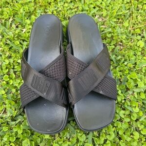 UGG Women Emily Mesh Platform Slide Sandals Size 10 Black Color
